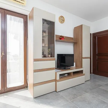 Medak Apartamento *